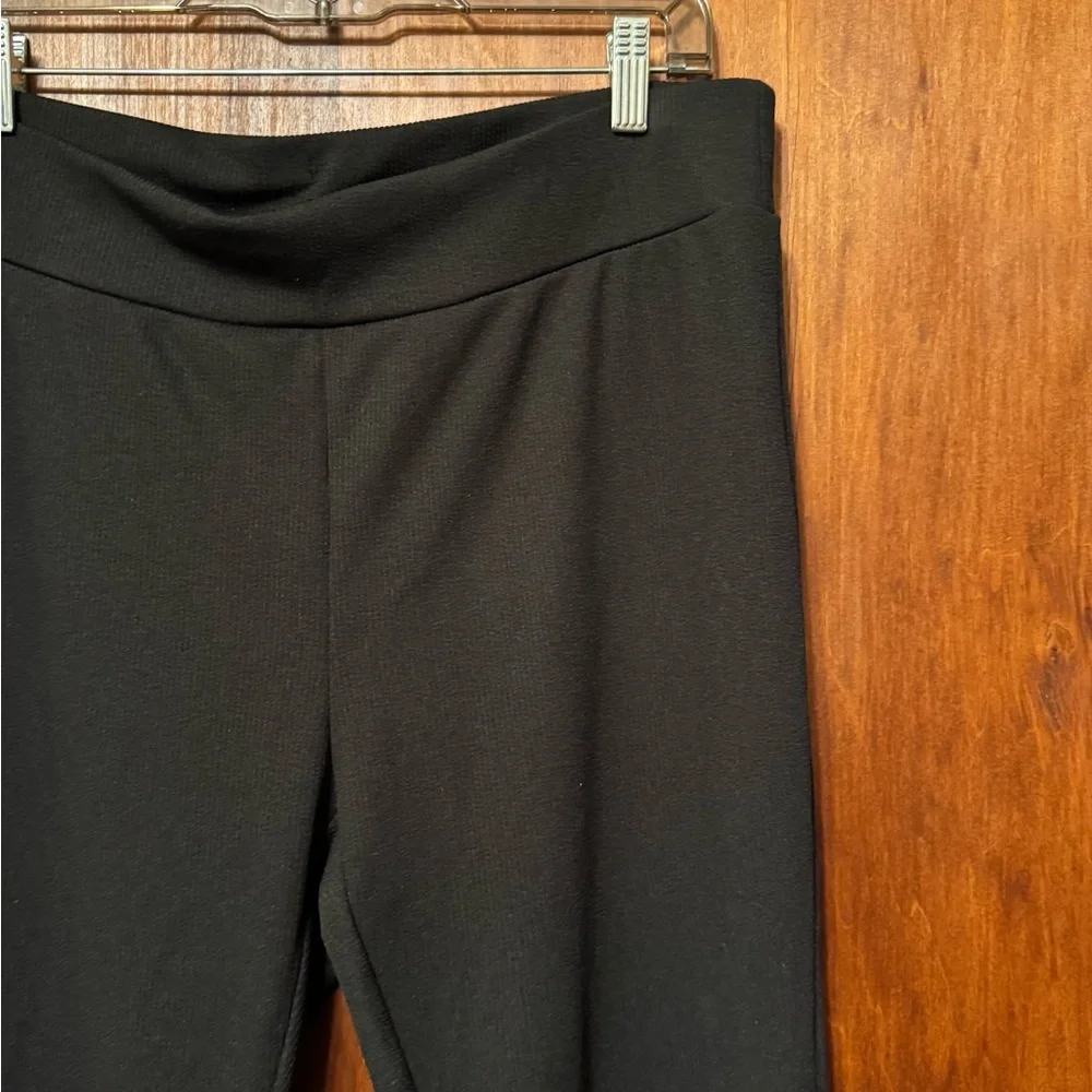 Women’s Plus Size Black Wide-Leg Flare Pants - Size 2X